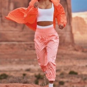Free People The Way Home Jogger in Papaya Punch Size Small RRP $60